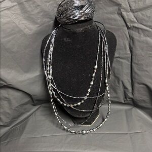 Elegant Black and Silver Beaded Necklace